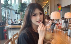 早就想在办公桌下要了你